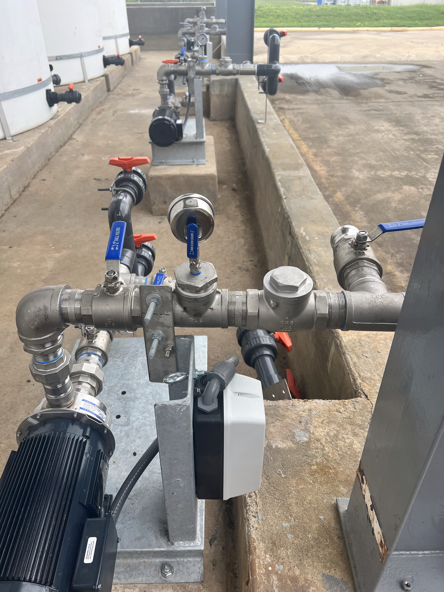 Pasadena chemical mixing system — installation